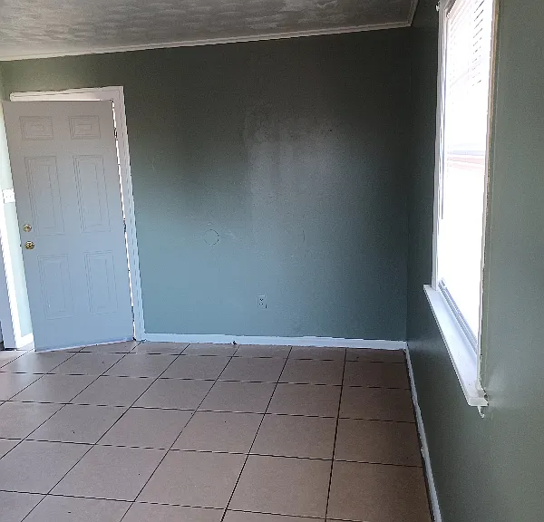 2401 S Linden St #3 — Photo 7