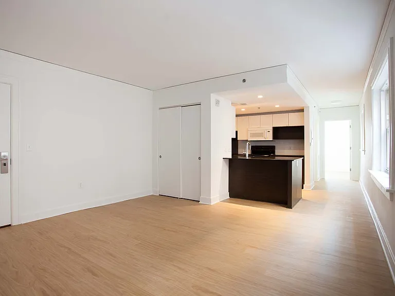 Dining/Living room