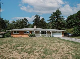 119 Berry Hill Dr, Battle Creek, MI 49014