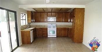 2nd image of 1803 Louise Ave