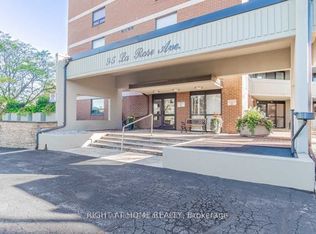 95 La Rose Ave #505, Toronto, ON M9P3T2