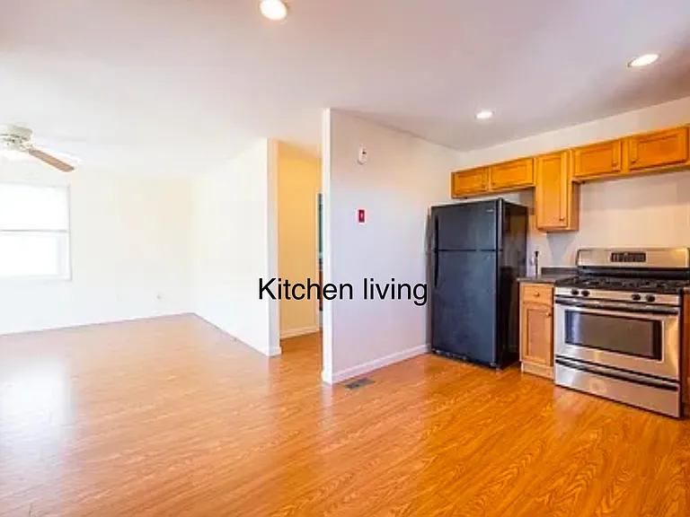 539A Admiral St #1 — Photo 12