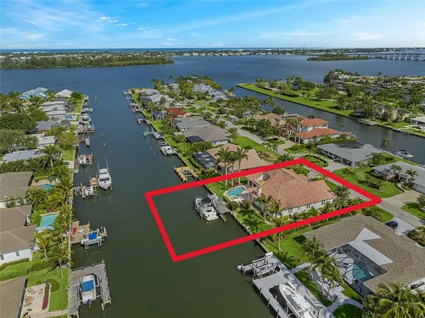 18 Sailfish Rd, Vero Beach, FL 32960