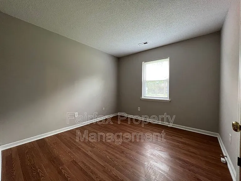 1117 Pecan Pl — Photo 22