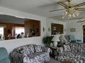 5th image of 604 Creek St