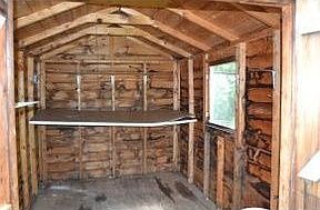 5th image of 48 Trestle Brook Dr