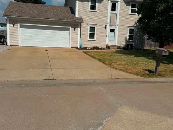 133 N 8th St, Dupo, IL 62239