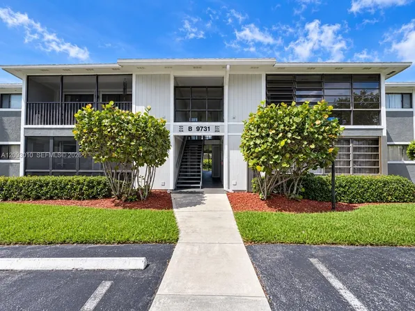 9731 Hammocks Blvd APT 204B, Miami, FL 33196