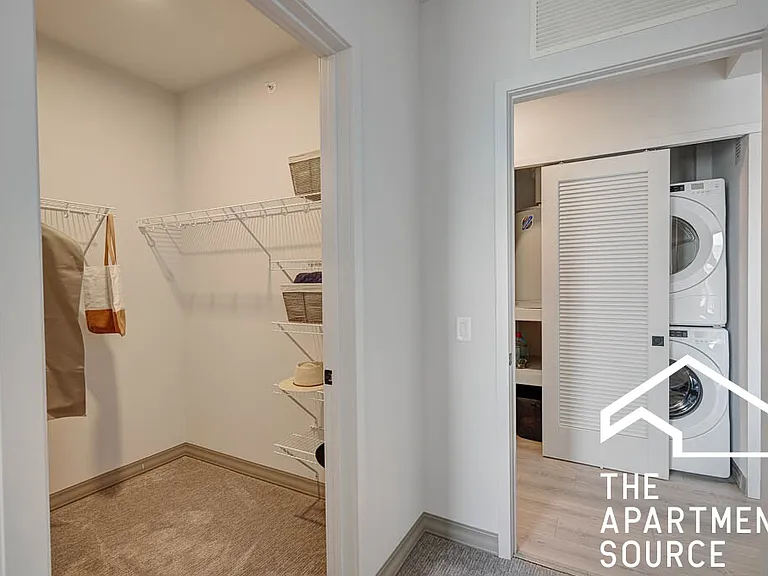2155 N Elston Ave #1 — Photo 7