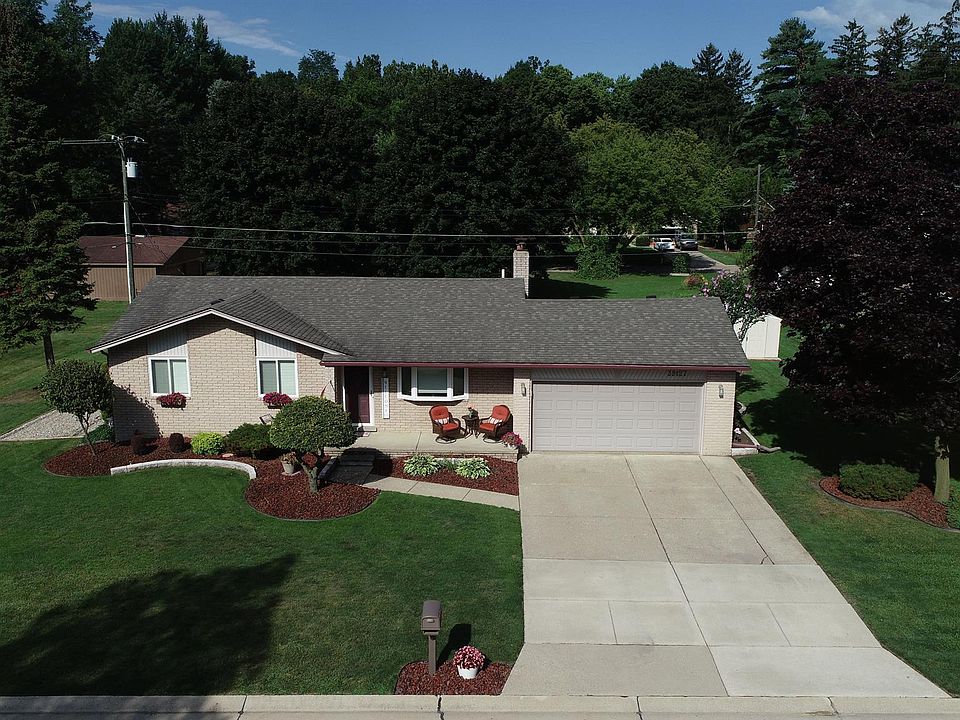 1st image of 39127 Wanda Ave