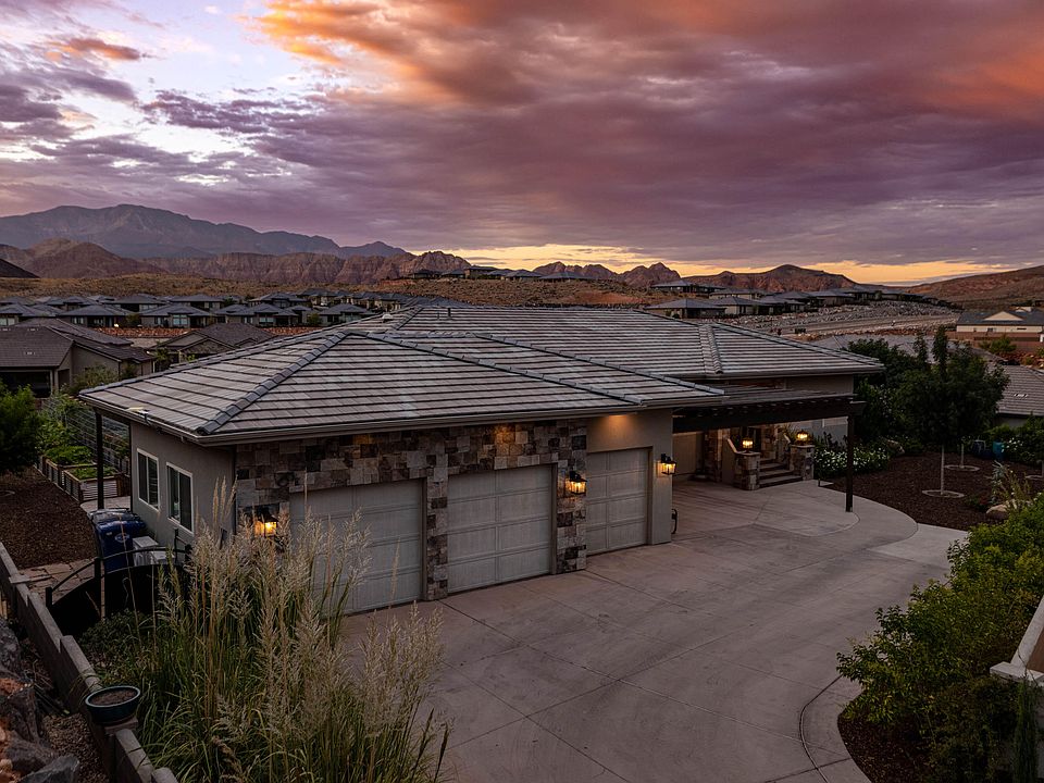 1st image of 1949 N Vista Park Cir