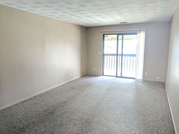 2nd image of 356 E Pearl St #356