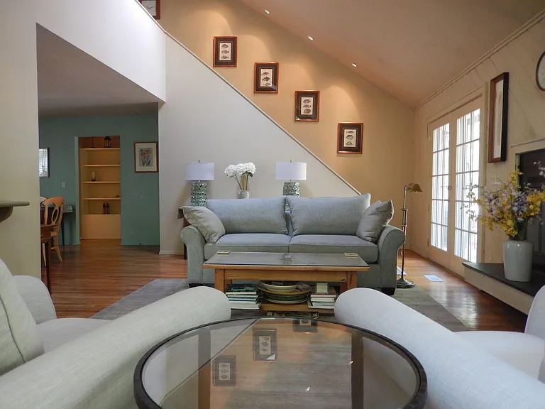 9 Diane Dr — Photo 6