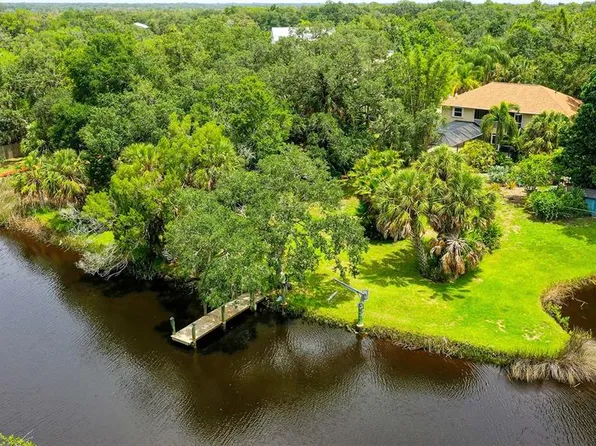 930 Mill Creek Rd, Bradenton, FL 34212
