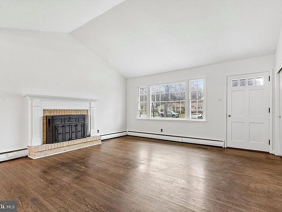 5th image of 2130 Herblew Rd