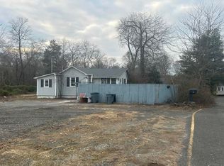 647 N County Line Rd, Jackson, NJ 08527