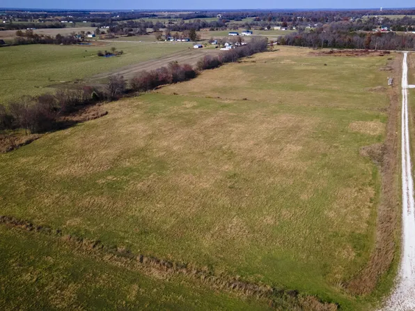 000 W Farm Rd 124, Bois D Arc, MO 65612