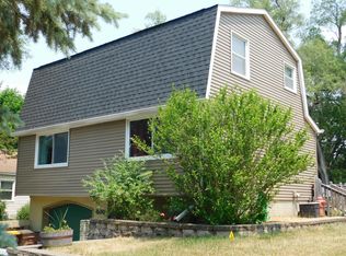 400 Quarterline St, Portland, MI 48875