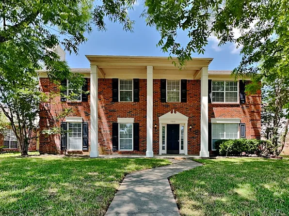 1313 Autumn Trl, Lewisville, TX 75067