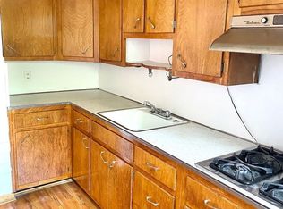 30 Apollo St #1F, Brooklyn, NY 11222