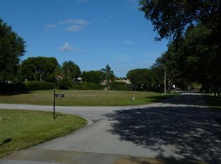 2624 Embassy Dr, West Palm Beach, FL 33401