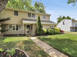 5 Otter St, Hazlet, NJ 07730