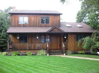 28 Propose Rd, Shirley, NY 11967