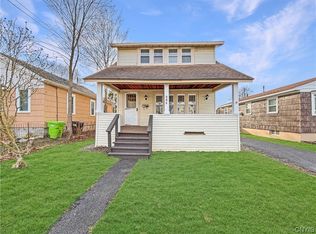 325 Roxford Rd N, Syracuse, NY 13208