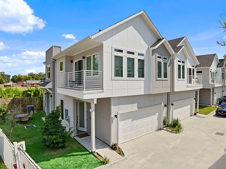 851 Prosper St — Photo 4
