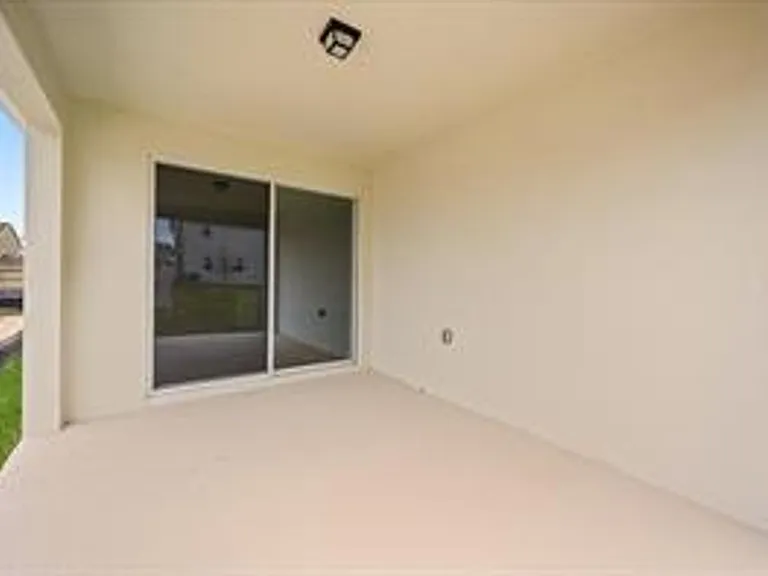7731 Scicli Way — Photo 26