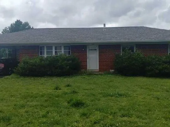 736 Chestnut St, Calvert City, KY 42029