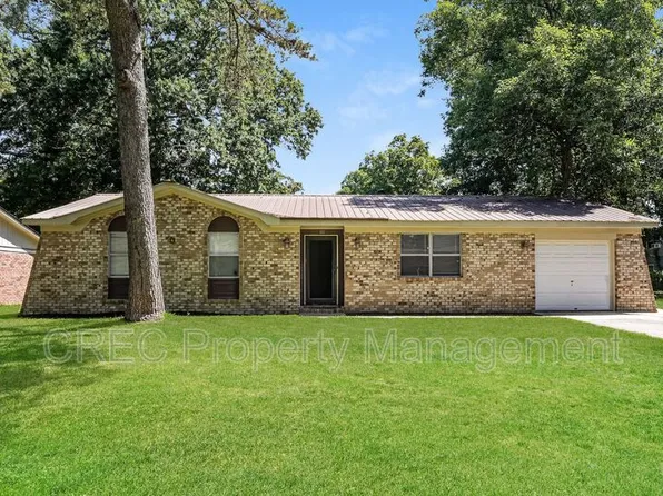 111 Finch St, Ladson, SC 29456