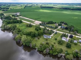 N9146 County Rd, Randolph, WI 53956