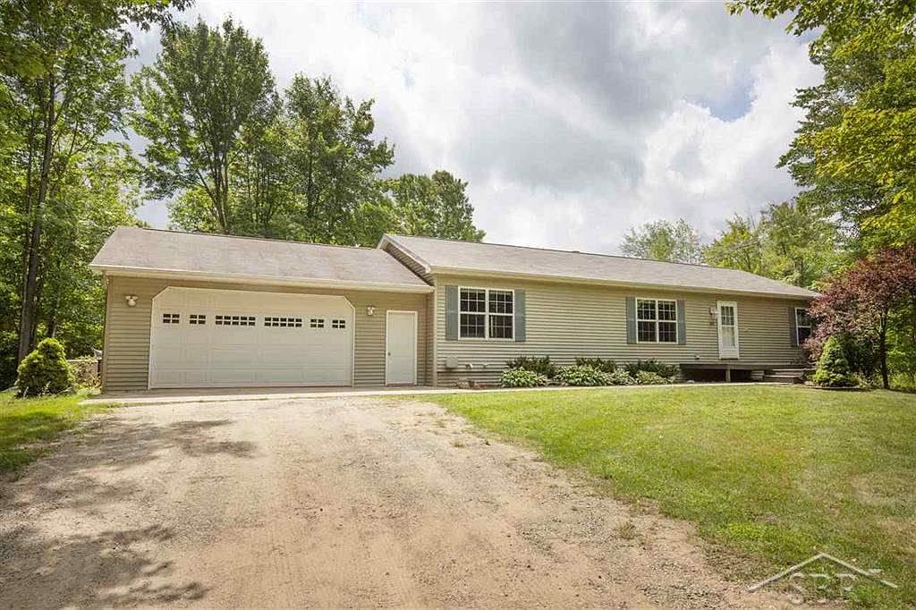 389 W Badger Rd, Beaverton, MI 48612 | Zillow