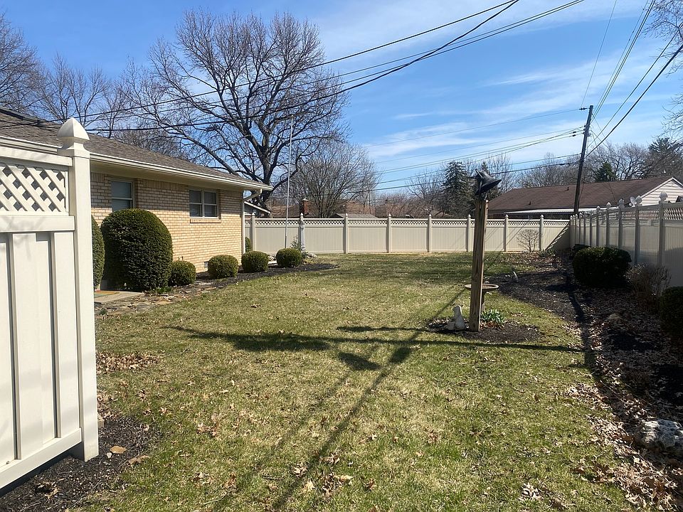 2nd image of 2711 Hickorywood Ct