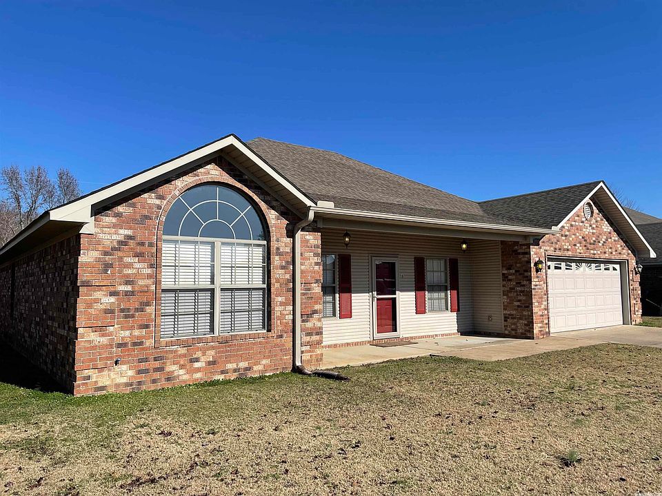 1st image of 6 Weatherton Dr