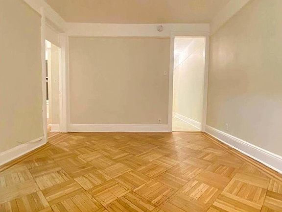 3rd image of 31-70 36th St #3C