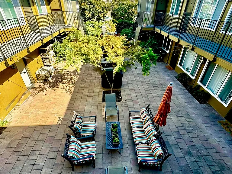 Shared courtyard w BBQ