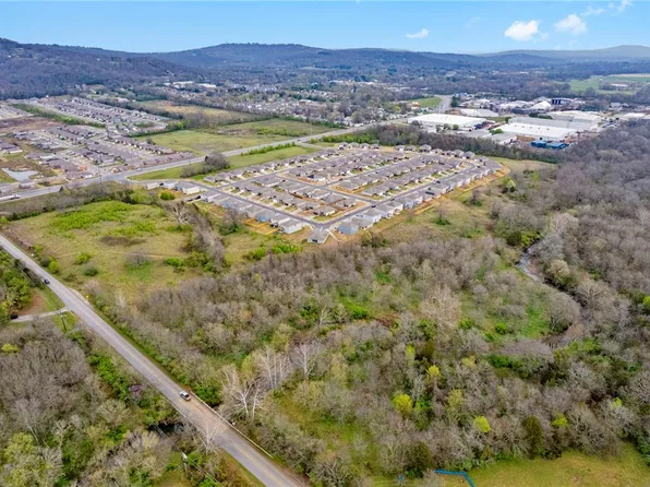 1640 N Morningside Dr, Fayetteville, AR 72701