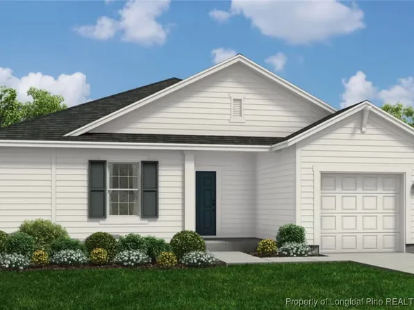 35 Colorado Ct, Spring Lake, NC 28390