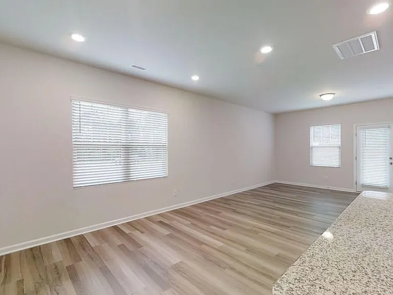 103 Silver Fir Ln — Photo 33
