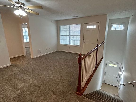 2nd image of 1114-1116 1118 1120 Ekstam #2B-2Ba-1100Sqft