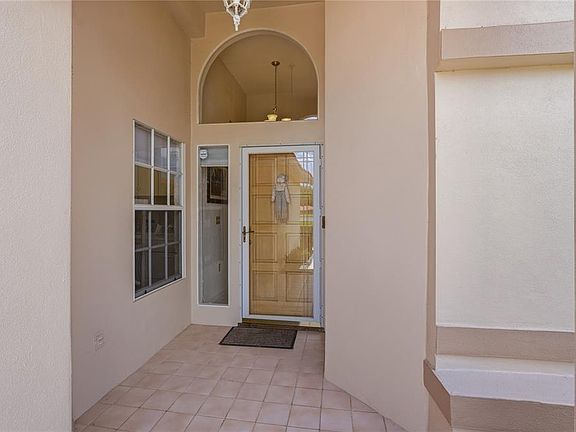 3rd image of 1063 DARTFORD DRIVE