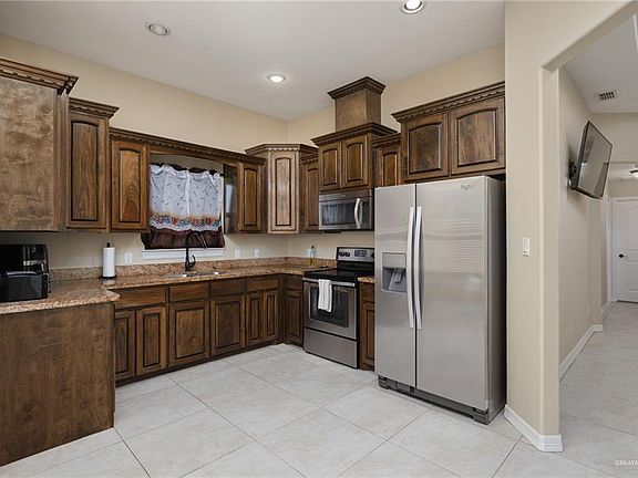 5th image of 1308 Quail Dr