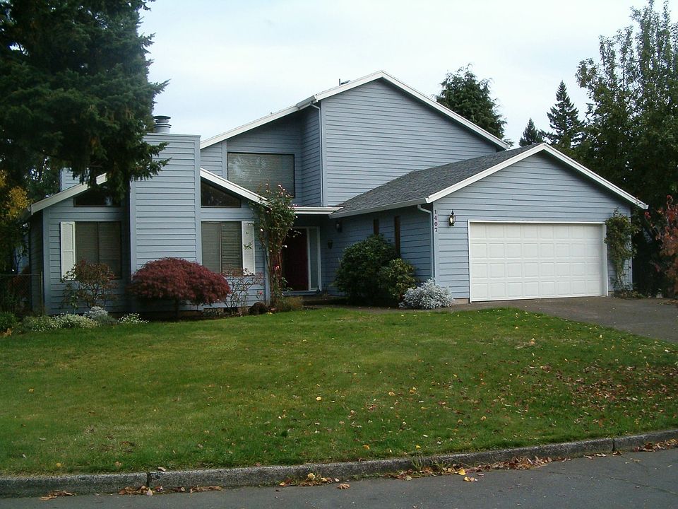 1st image of 1407 SE 120th Ave