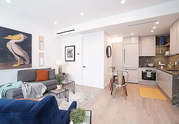 4th image of 373 Palmetto St #1F
