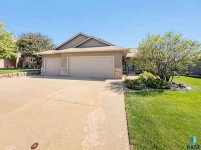 7617 W Loganberry St, Sioux Falls, SD, 57106