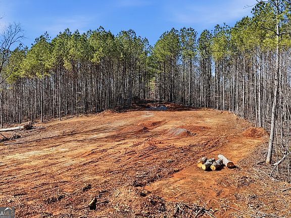 4th image of 649 Dixon Rd