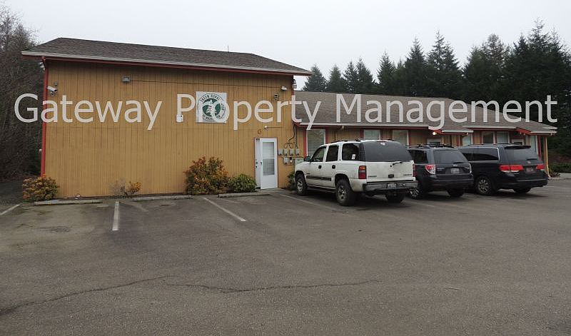 2nd image of 1051 SE State Route 3 Unit F