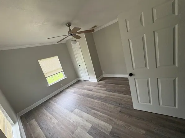 4635 Sullivan St, Beaumont, TX 77705